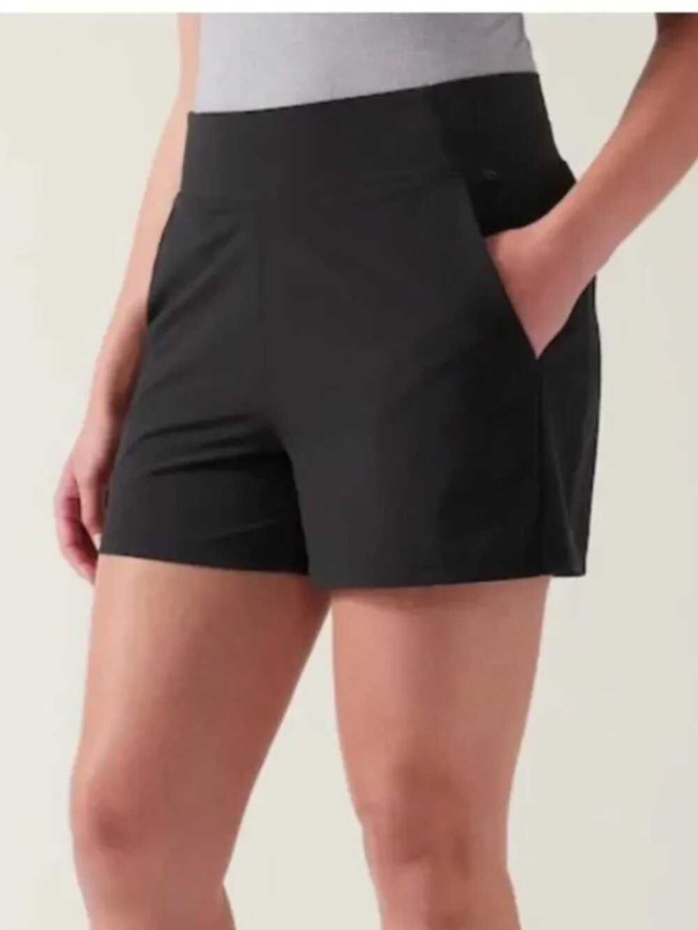 Athleta Brooklyn Textured Shorts in Black 2 EUC